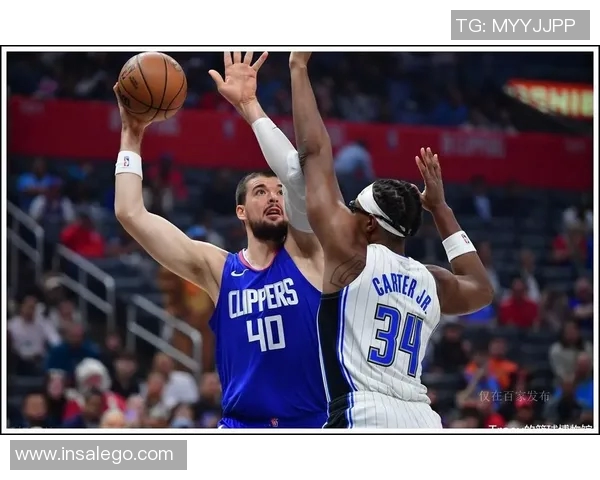 奥兰多与洛杉矶FC激战正酣谁将笑到最后争夺胜利荣耀